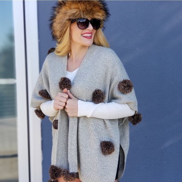 Tan Pom Pom Wrap - Picture 5 of 10